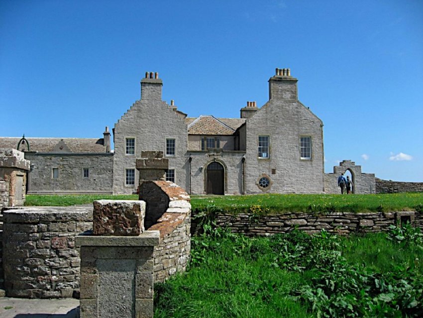 Фото достопримечательностей Великобритании (Англии): Скайл Хаус &mdash; старинный архитектурный ансамбль