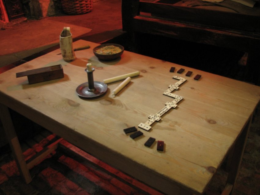 Фото достопримечательностей Великобритании (Англии): Интерьер в военной тюрьме &mdash; часть музейной экспозиции