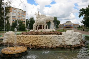 Фонтан и Рязанский цирк вдали