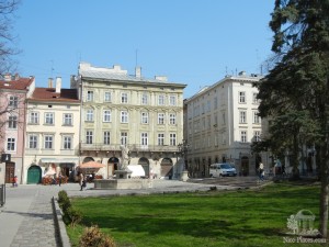 Площадь Рынок (Львов и область)