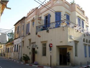 Здание в районе Неве Цедек (Израиль)