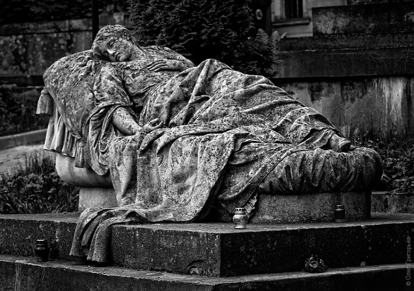 Фото достопримечательностей Львова: Надгробие Юзефы Марковской