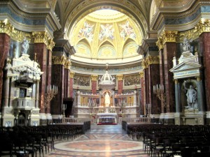 Интерьер Базилики Святого Иштвана