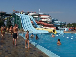 Головокружительные спуски аквапарка в Hajduszoboszlo (Венгрия)