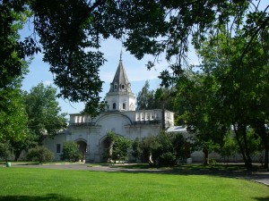 Въездные ворота в Усадьбу (Москва и Подмосковье)
