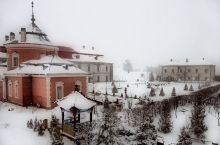 Двор Золочевского замка зимой (Золочев)