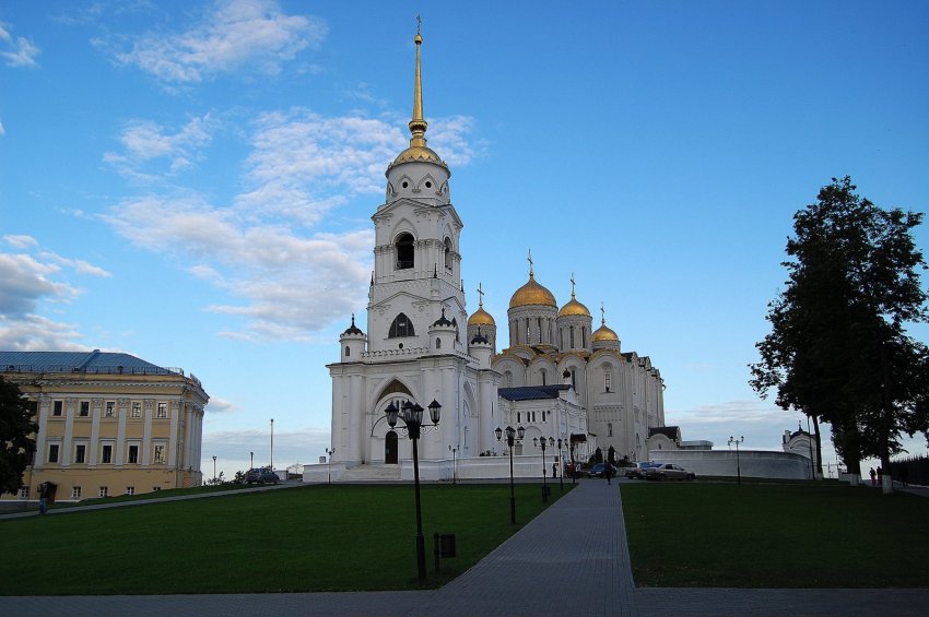 Фото достопримечательностей Золотого Кольца России: Ансамбль Владимирского Успенского собора