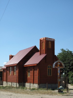 Новая строящаяся деревянная церковь в Берегово (Карпаты и Закарпатье)