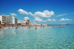 Лазурное море на пляжах Майорки (Остров Майорка)