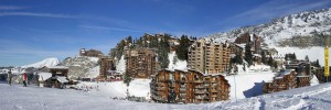 Панорама французского горнолыжного курорта Авориаз (Avoriaz) (Франция)