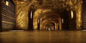 Винные погреба в винных домах Шампани