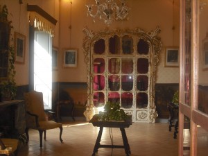 Интерьер внутри здания усадьбы Альфабия (Остров Майорка)