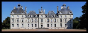 Фасад замка Шеверни (Франция)