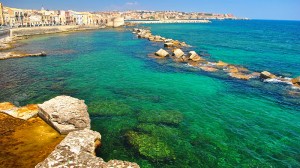 Вид на Сиракузы с морского берега