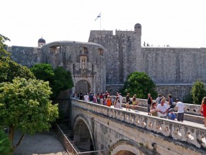 Северные ворота городских стен Дубровника (Хорватия)