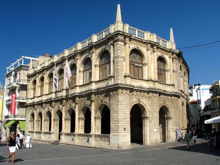 Фото достопримечательностей Греции: Лоджия. Здание ратуши в Ираклионе