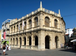 Лоджия. Здание ратуши в Ираклионе (Греция)