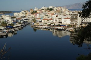 Агиос Николаос. Вид на город (Греция)