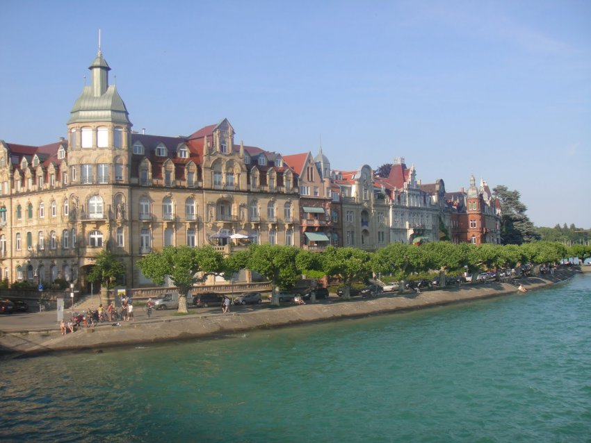 Фото достопримечательностей Германии: Вид на дома Констанца у побережья