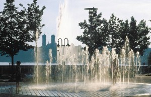 Городской фонтан в Фридрихсхафене (Германия)