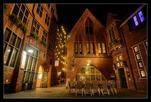 Ночью Böttcherstraße особенно красива