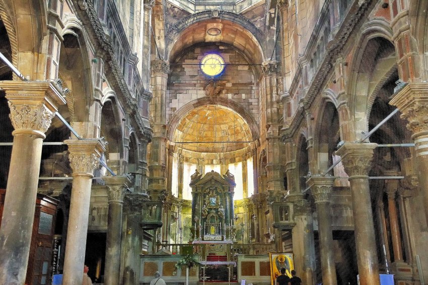 Фото достопримечательностей Хорватии: Внутренний интерьер собора Св. Якова 
