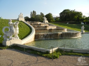 Фонтан-каскад в верхнем парке "Бельведер"