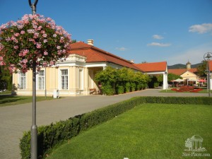 Здания Наполеоновских терм в Пештянах (Словакия)