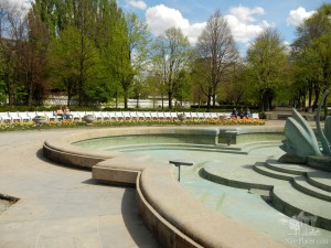 Фонтан в парке при мед. университете (Словакия)