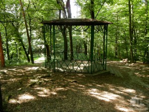 Беседка в Горном парке Братиславы (Словакия)