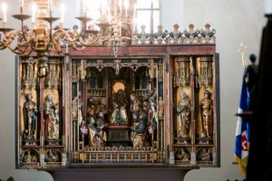 Алтарь в церкви Святого Духа - одно из четырех самых ценных произведений искусства средневековой Эстонии.  (Прибалтика)