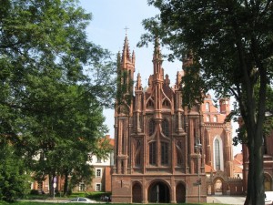 Готический костел Святой Анны в Вильнюсе