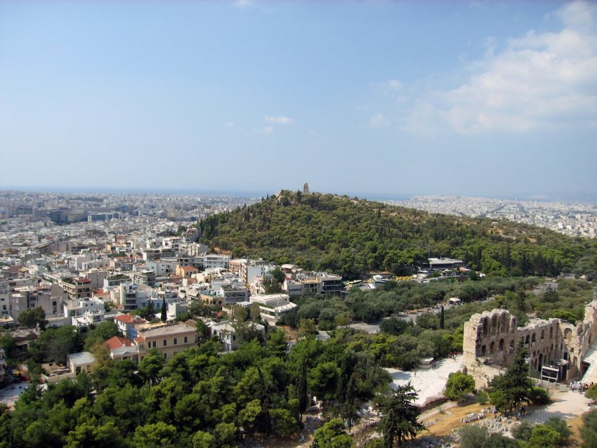 Фото достопримечательностей Греции: Вид на холм Филопаппу