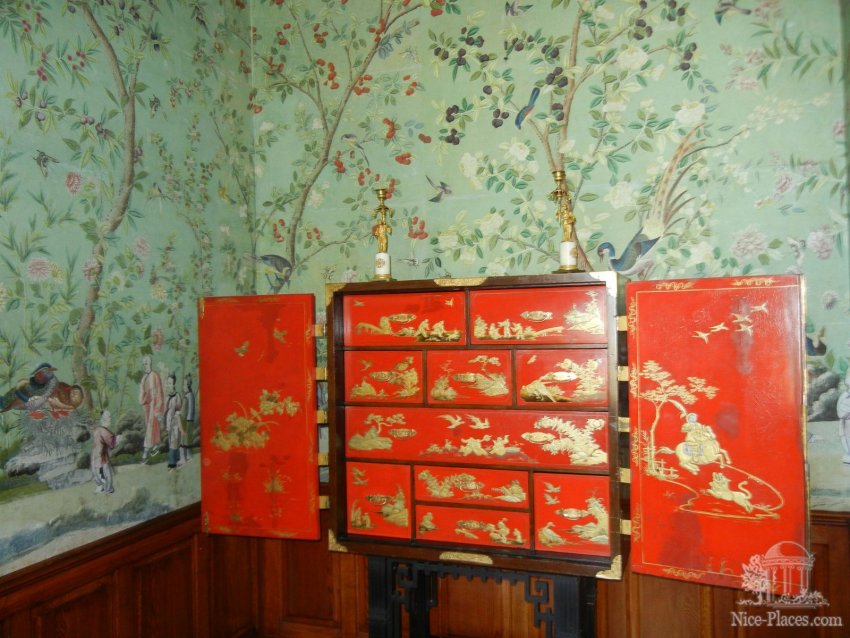 Фото достопримечательностей Чехии: Обои и панно в китайском кабинете