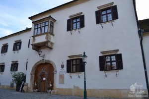 Дом Kremayrhaus на Ратушной площади Руста (Австрия)