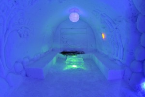 Комната "Снежной деревни" в Кировске (Европейская часть России)