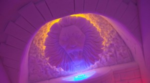 Интерьеры "Снежной деревни" в Кировске