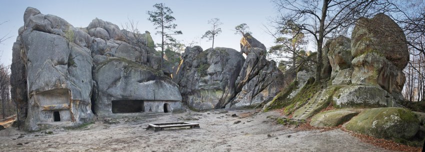 Фото достопримечательностей Карпат и Закарпатья: Природный заповедник "Скалы Довбуша"