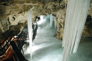 Демановская ледяная пещера (Demänovská ľadová jaskyňa)