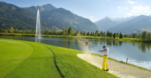 Гольф клуб на берегу озера Целль-ам-Зее (Австрия)