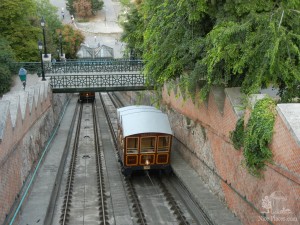 Фуникулёр, ведущий к Будайской крепости (Будапешт)