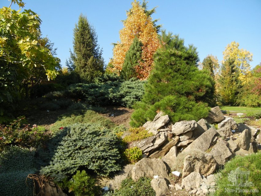 Фото достопримечательностей Словакии: Насыпи из камней &mdash; воссоздание природной среды и элемент ландшафтного дизайна