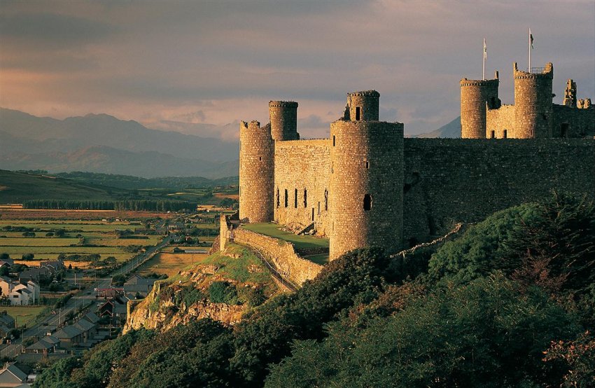Фото достопримечательностей Великобритании (Англии): Крепость Харлех (Harlech) 