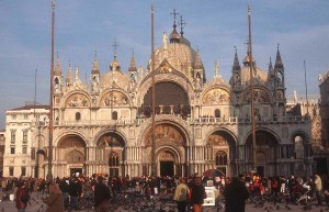 Базилика Святого Марка - самый узнаваемый храм Венеции (Венеция)