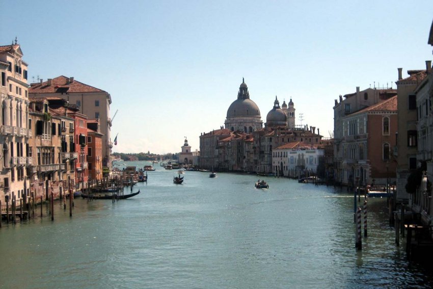 Фото достопримечательностей Венеции: Самый популярный вид на Гранд-Канал