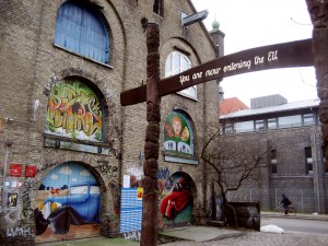 Копенгаген, граффити в районе Кристиания  (Страны Скандинавии)