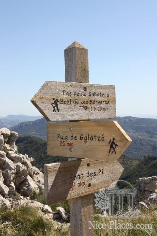 Фото достопримечательностей острова Майорка: Чтобы не заблудиться, на всем маршруте расставлены указатели 