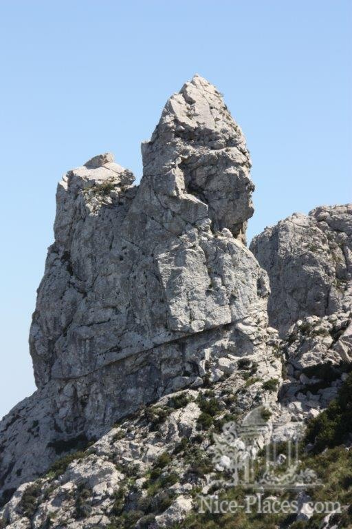 Фото достопримечательностей острова Майорка: Загадочный сфинкс горы Галатцо