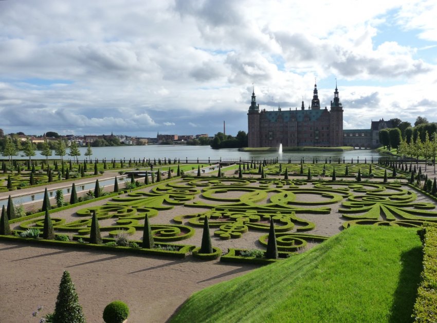 Фото достопримечательностей Стран Скандинавии: Парк и замок Фредериксборг 