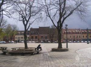 Вид на ратушную площадь (Прибалтика)